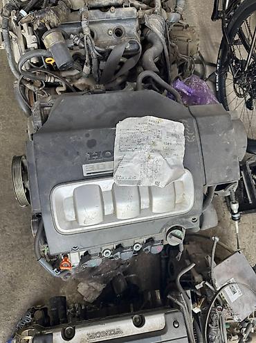 Детали двигателя и моторы в сборе: Бензиновый мотор Honda 2005 г., 3 л, Б/у, Оригинал, Япония — 2