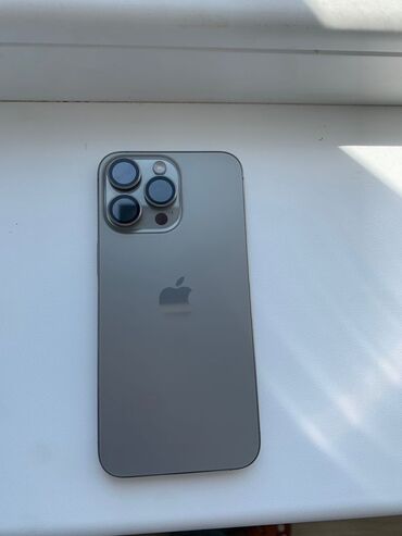 iphone 13 pro max в рассрочку бишкек: IPhone 15 Pro Max, Б/у, 256 ГБ, Natural Titanium, Зарядное устройство, Защитное стекло, Чехол, 95 %