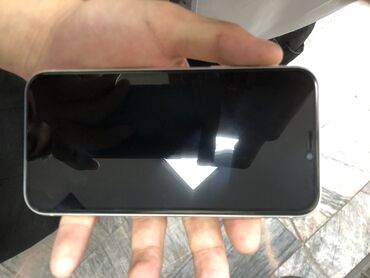 Apple iPhone: IPhone Xr, 64 ГБ, Белый, Зарядное устройство, Защитное стекло, Чехол — 8