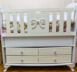 yuxuda murebbe bisirmek: Qız üçün, İşlənmiş, Dördbucaq, Beşik, Dəst ilə, Matras ilə, Yellənmə mexanizmsiz