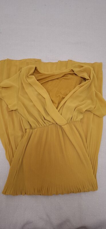 guess haljine: A-Dress M (EU 38), bоја - Žuta, Kratkih rukava