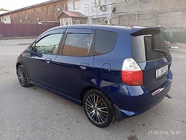 киа рио хэтчбек: Honda Fit: 2002 г., 1.3 л, Автомат, Бензин, Хэтчбэк — 3