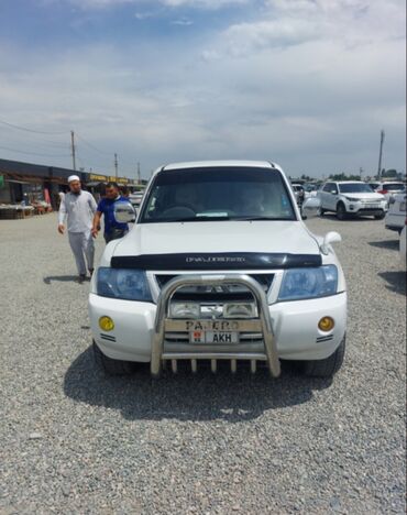 меняю митсубиси: Mitsubishi Pajero: 2002 г., 3 л, Автомат, Бензин, Внедорожник