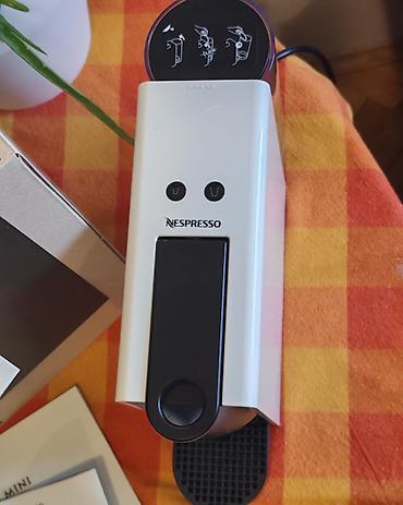 ipod nano: Nespresso Essenza Mini aparat za kafu na kapsule Dobijen na poklon i — 2