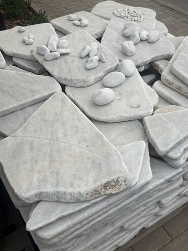 Süni güllər: Məhsul: Landşaft və dekorativ təbii daşlar Təsvir: - Çay daşları -da lalafo.az — 4 Süni güllər: Məhsul: Landşaft və dekorativ təbii daşlar Təsvir: - Çay daşları — 4