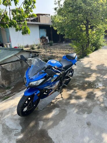 Мотоциклы: Спортивный мотоцикл классического форм‑фактора с полным обвесом — 9