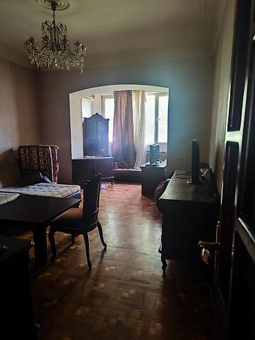 otel satışı: 4 otaq 6/2 hər şəraiti var metro gənclik irşad otelin yanı qiymət 700 — 2