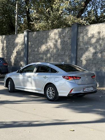 elantra 2022: Hyundai Sonata: 2021 г., 2 л, Автомат, Газ, Седан — 4