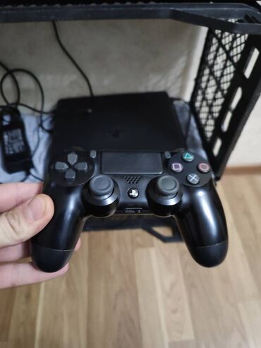 Polo köynəklər: PlayStation 4 satılır! 🎮 ✔️ Əla vəziyyətdədir, tam işləkdir ✔️