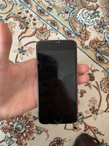 iphone s 5: IPhone 16, 16 GB