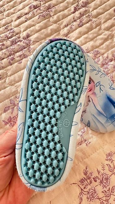 Детская обувь: Обувь б/у на девочку в отличном состоянии, аквасоки lc waikiki 22/23 — 3