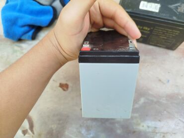 аккумулятор 12в 7а ч: Yuasa NP7-12 markalı, 12V, 7.0Ah gücündə, təkrar doldurula bilən