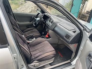 Унаа сатуу: Nissan Primera: 2001 г., 1.8 л, Кол менен иштөөчү, Бензин, Седан — 4