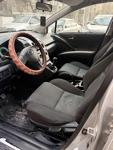 Toyota: Toyota Corolla Verso: 2008 г., 2.2 л, Механика, Дизель, Минивэн — 8