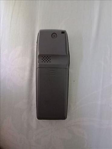 alcatel 301: Sony J70

Telefon kao nov,baterija dobra,punjač,radi na svim mrežama — 4
