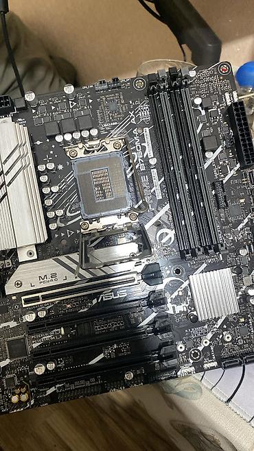ana plata: Ana Platası Asus b760m, İşlənmiş — 1