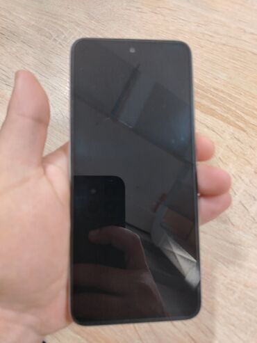 256 gb telefonlar: Xiaomi Redmi 12, 256 GB, rəng - Gümüşü
