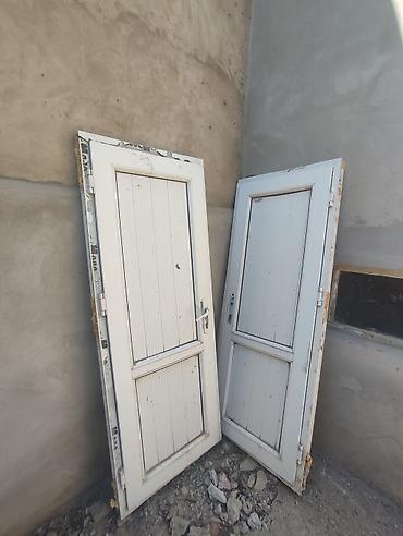 Məhsul: 2 ədəd ağ rəngli PVC (plastik) qapı dəsti