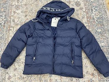 куртки монклер: Пуховик Moncler, темно‑синий - Модель с капюшоном, по кромке капюшона — 1