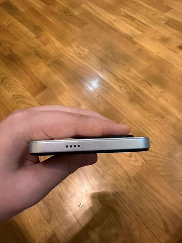 Digər mobil telefonlar: Android Tecno Spark Go 2024 / 128 GB, 1 ildir alınıb, demək olar — 9