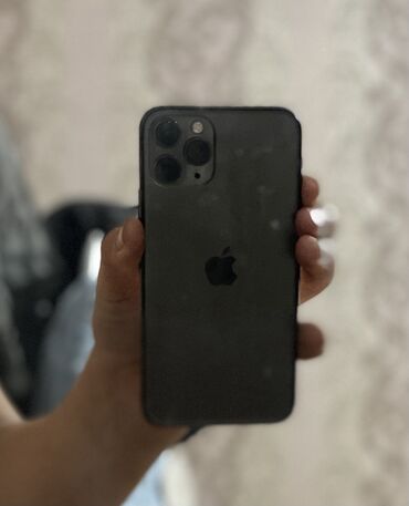 Apple iPhone: IPhone 11 Pro, Б/у, 256 ГБ, 66 %