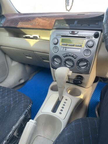Mazda: Mazda Demio: 2004 г., 1.3 л, Автомат, Газ, Хэтчбэк — 16