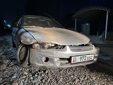 авто вольво: Mitsubishi Colt: 1999 г., 1.3 л, Механика, Бензин, Хэтчбэк