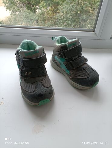 новая детская обувь: Продается осенне- весенняя детская обувь фирмы Kapika. Размер 25-26