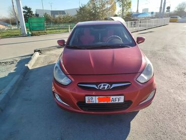 Hyundai: Hyundai Solaris: 2011 г., 1.5 л, Механика, Бензин, Седан