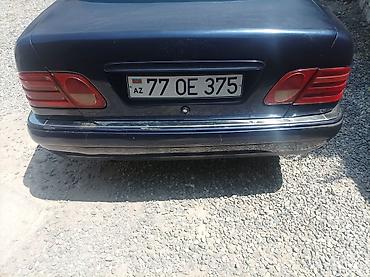 w210 qapı: Mercedes-Benz E-Class: 2.3 l | 1996 il Sedan — 4