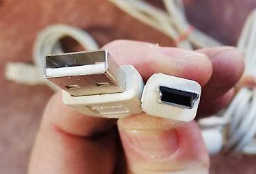 4gb 2x2gb: Strujni kablovi za racunare,USB,LAN,HDMI,SCART, Komplet kablova za — 8