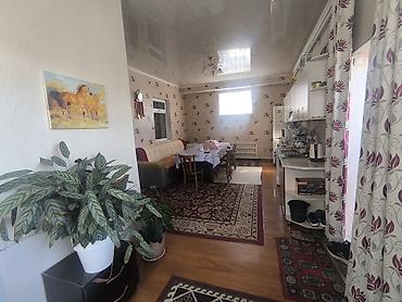 Продажа коттеджей и домов: Балыкчы шаарында чоң үй сатылат! Балыкчы ш., Толстой мектебинин — 4