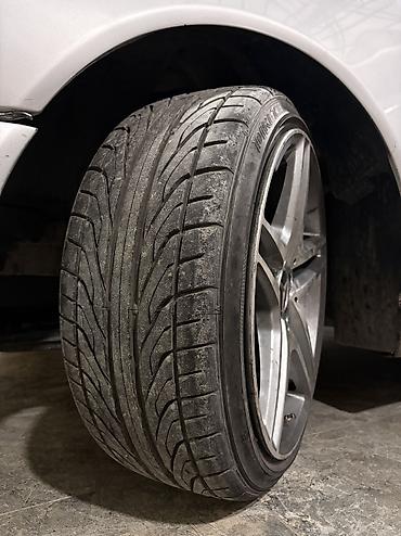 В продаже комплект из двух пар 215/40/18
И 225/45/18