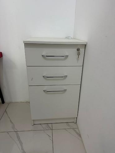компьютерный и письменный стол: Gözəllik salonu avadanlıqları satılır – komplekt və ya ayrı-ayrılıqda — 7