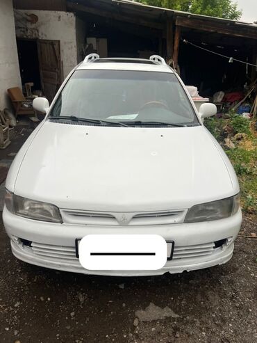 срочное продажа авто: Mitsubishi Lancer: 1993 г., 1.6 л, Механика, Бензин, Универсал