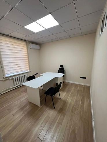 Аренда офисов: Аренда офисов, 100 м², В жилом комплексе, С оборудованием, С отдельной кухней — 9