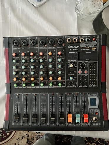 mikşer yamaha: Yamaha BT-600D səs pulti - 6 kanallı mikser: hər kanalda XLR/TRS — 1