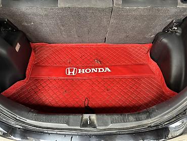 Honda: Honda Fit: 2005 г., 1.3 л, Вариатор, Бензин, Хэтчбэк — 4