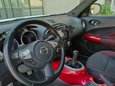 Nissan Juke: 1.6 l. | 2012 έ. SUV/4x4