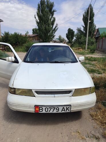 аренда авто кия: Kia Sephia: 1993 г., 1.5 л, Механика, Бензин, Седан