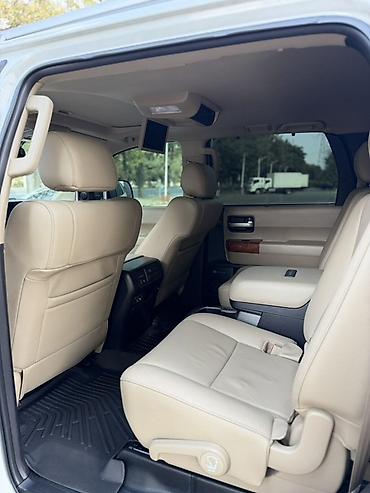 sequia: Toyota Sequoia: 2020 г., 5.7 л, Автомат, Бензин, Внедорожник — 9