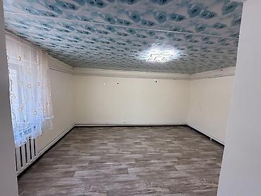 токмок сдаю: Ак-Ордо 1 ж/м Сдается 2ком времянка Площадь: 40м2 Автономное — 2