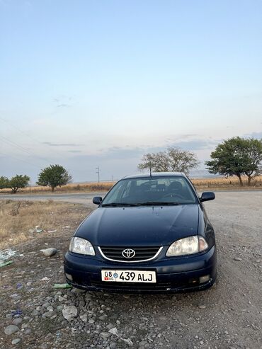 мерседес т 1: Toyota Avensis: 2002 г., 2.1 л, Механика, Дизель, Седан