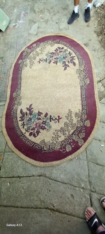 Tepisi i prostirke: Tepisi polovni od 1500din do 4000din i polovan namestaj Zemun za sve — 2