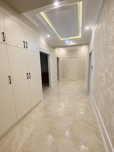Mənzillər: 3 otaqlı, Yeni tikili, 131 kv. m — 8