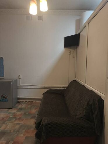 Продажа домов: 1 комната, 14 м², Общежитие и гостиничного типа, 1 этаж, Косметический ремонт