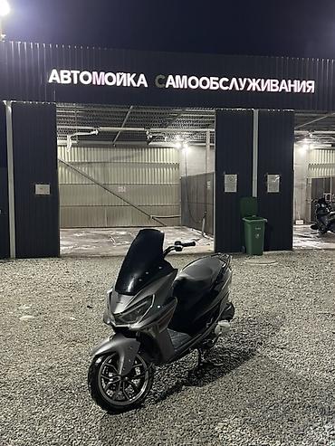 реплика мото: ПРОДАЕТСЯ МАКСИ СКУТЕР 150кубов ТЯГА БОДРАЯ ПО МАТОРУ ДЕЛОВ НЕТУ — 1
