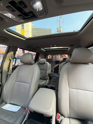 Kia: Kia Carnival: 2019 г., 2.2 л, Вариатор, Дизель, Минивэн — 9
