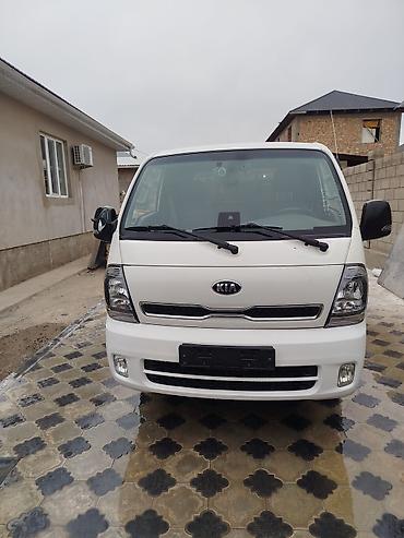 Kia BONGO: 2021 г., 2.4 л, Механика, Газ, Пикап