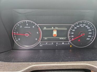 Kia: Kia Sorento – 7 yerlik müasir SUV - Korpus: qara rəng, LED ön/arka — 6